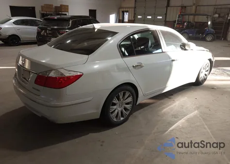 2009 Hyundai Genesis 3.8 z USA, uszkodzony, nr VIN KMHGC46E49U043127